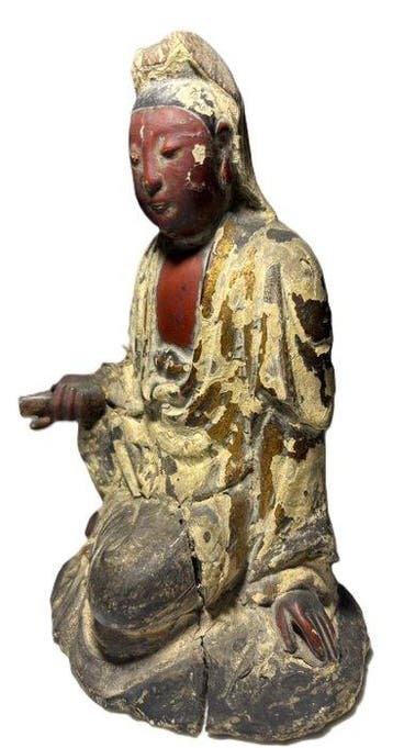Red Lacquered Wooden Guanyin Ming–Qing Dynasty - Hout -