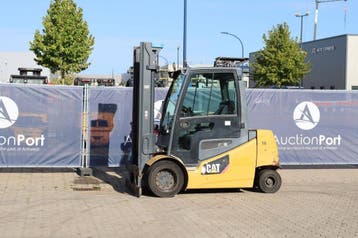 Veiling: Heftruck Caterpillar EP40-2 Elektrisch 4000kg 3.3m, Ophalen