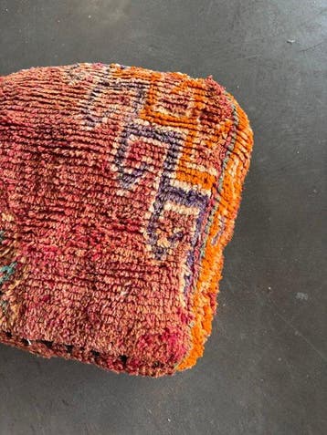 Poef - Vintage Marokkaanse Boujad-vloerkleed poef – met de