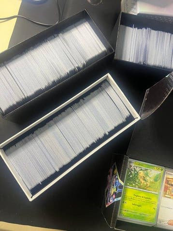 Pokémon - 5000 Bulk kaarten - Various sets, Hobby en Vrije tijd, Verzamelkaartspellen | Pokémon, Nieuw