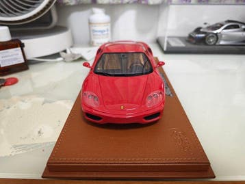 BBR 1:18 - Voiture miniature - Ferrari 360 Modena manual