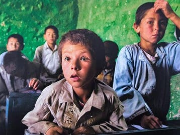 Steve McCurry (1950–) - Hazara school children in Bamiyan., Antiek en Kunst