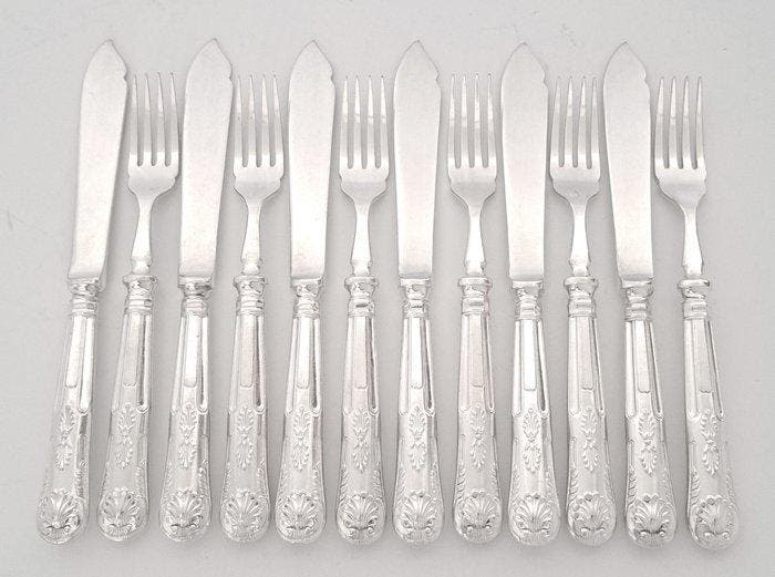 EPNS A1 - Visbestekset voor 6 personen (12) - Kings motief -, Antiquités & Art, Antiquités | Meubles | Tables