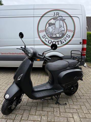 Scooter A-klasse (Geen Rijbewijs Nodig!), Zo goed als nieuw, Klasse A (25 km/u), Benzine