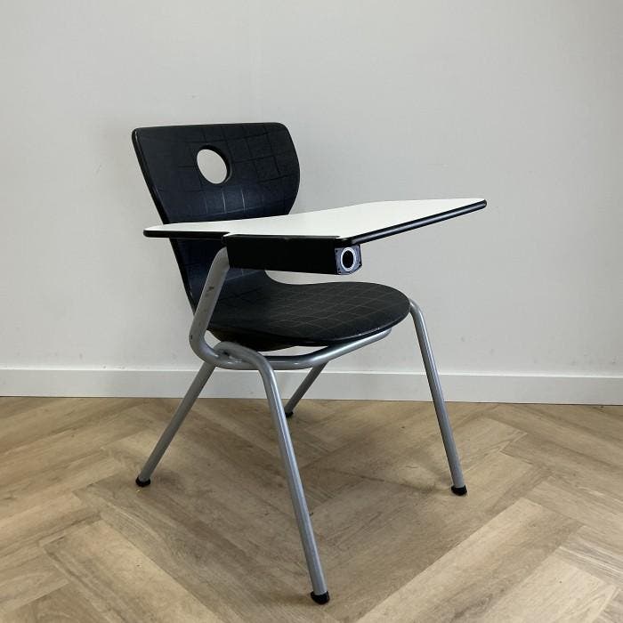 Compass-Lupo stoel met  laptoptafel van Verner Panton, Maison & Meubles, Chaises