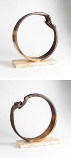 Lorenzo Quinn (1966) - sculptuur, Give and Take - escultura