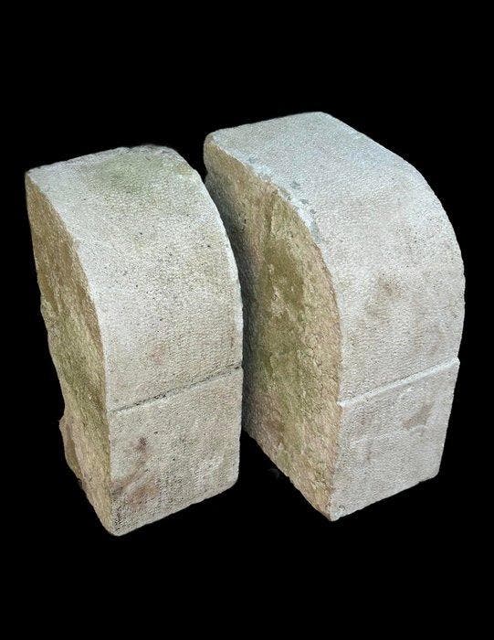 Architectonisch ornament (6) - 19e eeuw - Trede, kapiteels,, Antiek en Kunst, Antiek | Overige Antiek