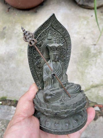Ksitigarbha Bodhisattva zittende statue op lotustroon,, Antiek en Kunst