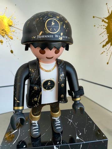 WASE - Figurine - PLAYMOBIL XXL CUSTOM JOHNNIE WALKER -