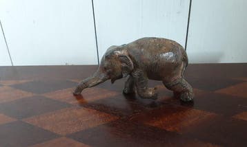 P. Chenet - Statue, Olifant - 6.5 cm - Bronze, Antiek en Kunst