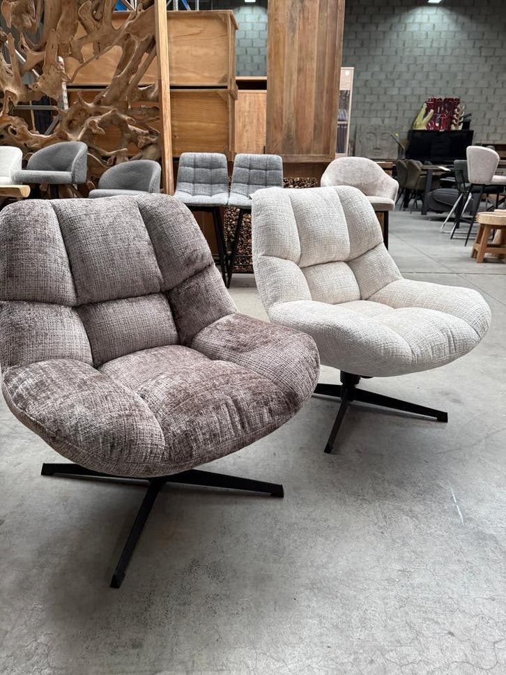 Chuck draaifauteuil (nieuw, outlet), Huis en Inrichting, Fauteuils, Nieuw
