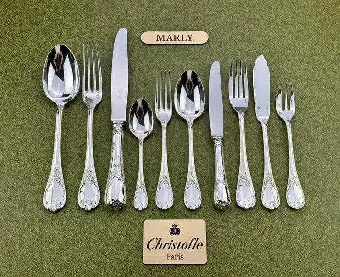 Christofle - Tafelservies voor 12 (126) - Marly - Verzilverd, Antiquités & Art, Antiquités | Meubles | Tables