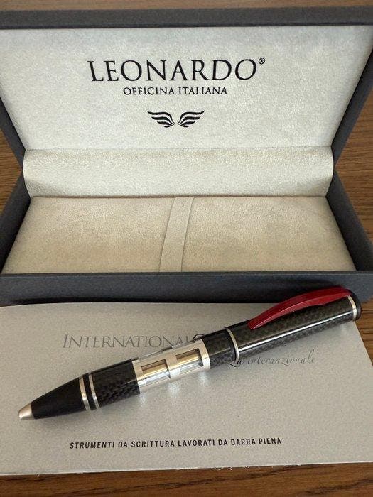 Leonardo Officina Italiana Sfera Fibra di Carbonio A.R. -, Verzamelen, Pennenverzamelingen