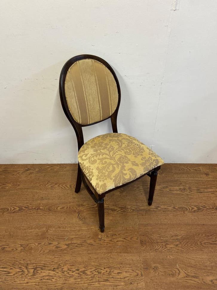 Gebruikte Medaillonstoel z/a S2948, Huis en Inrichting, Stoelen, Ophalen