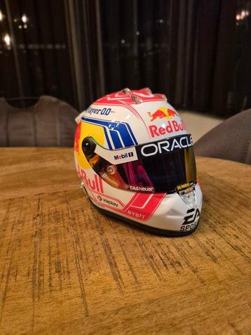 Red Bull Racing - Max Verstappen - 2023 - Casque à l’échelle