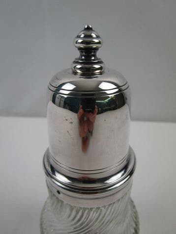 Christofle Paris - Zuckerstreuer - Höhe ca. 16,5 cm -