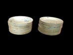 Richard Ginori - Service de table pour 12 (24) - Porcelaine