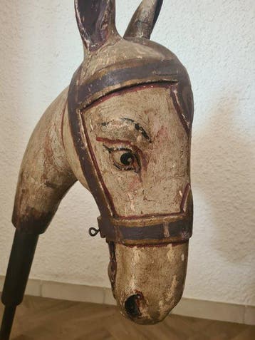 Tête dâne sur socle - Snijwerk Hout, IJzer - Frankrijk