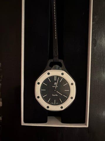 Swatch - Royal Pop - Sans prix de réserve - SSX03W101N -