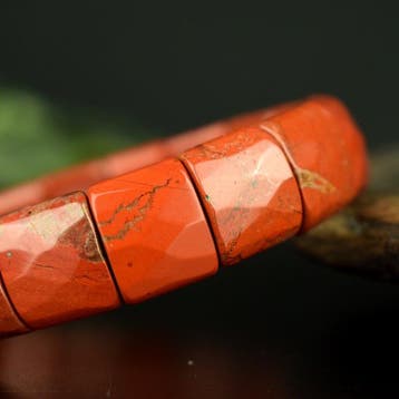Bracelet en jaspe bréchique naturel – pierre de force et de, Collections