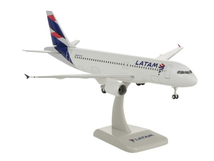 Schaal 1:200 Hogan Wings HG10758 Airbus A320-200 LATAM Ai..., Hobby & Loisirs créatifs, Modélisme | Avions & Hélicoptères, Enlèvement ou Envoi