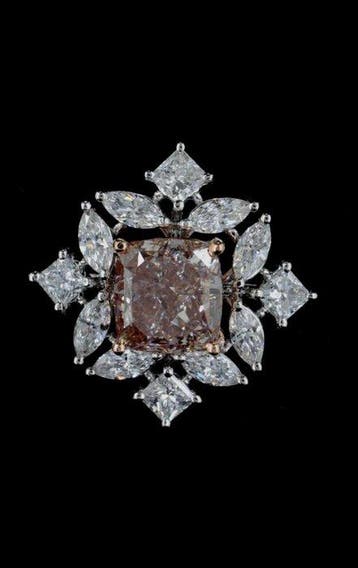 Oorstekers - 14 karaat Witgoud - 4.91ct. tw. Bruin Diamant