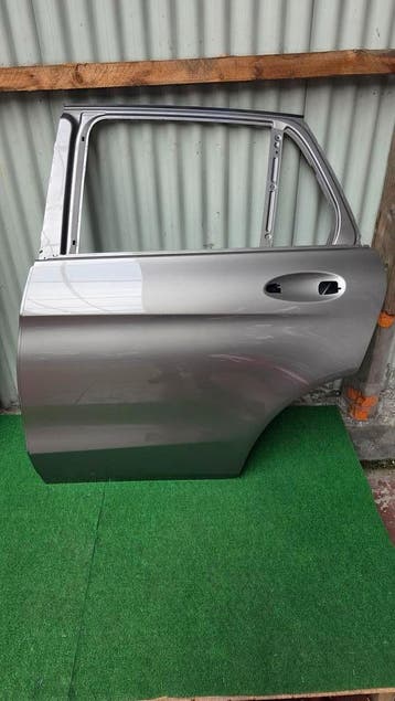 Porte arrière gauche Mercedes GLC W253 2015 - 2022, Ophalen, Mercedes-Benz, Utilisé, Porte