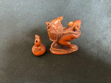 Netsuke (2) - boxwood - Muis en familie van muizen -