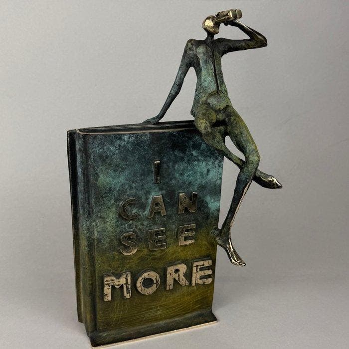 Dariusz Zielinski - “I CAN SEE MORE” - 70cm -bronze, Antiek en Kunst, Kunst | Designobjecten