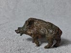 Pierre Chenet (XX-XXI) - Sculpture, Le Sanglier - 4 cm -, Antiquités & Art