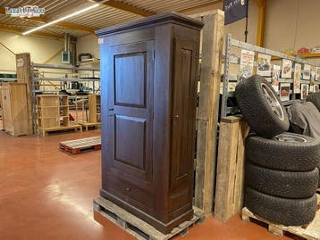 Barkast hout, Ophalen of Verzenden, Zo goed als nieuw
