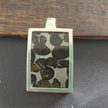 Météorite pallasite Sericho Pendentif acier 925 - Hauteur :