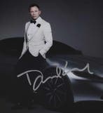 James Bond 007 - Daniel Craig - Signed 8x10 Photograph -