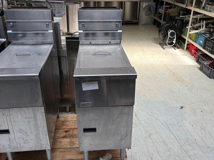 9x Pitco aardgas prijs p st friteuse  SG14 40x87x117 zeer kr, Zakelijke goederen, Horeca | Keukenapparatuur, Ophalen of Verzenden