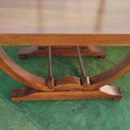 Table à manger - bois de noyer