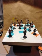 Unknown - Militaire miniatuur beeldjes - 12 soldados, Nieuw