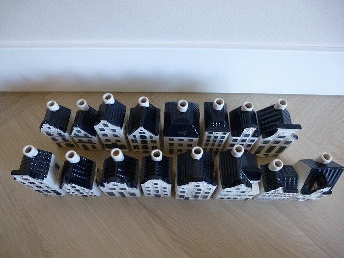 KLM-huisje - Zestien KLM huisjes, Antiek en Kunst, Antiek | Wandborden en Tegels