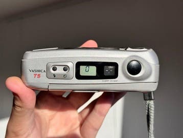 Yashica T5 con Carl Zeiss Tessar 3,5/35mm T* | Appareil, Audio, Tv en Foto, Nieuw