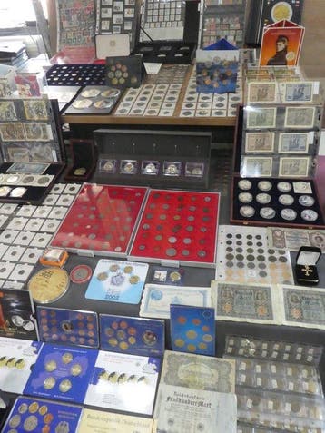 Europa. Collection of coins/banknote/medals/euro inkl. pp