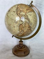 Globe - Vintage uit die tijd - 2000-2010