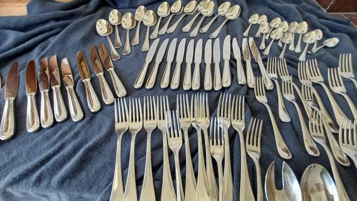 Sambonet - Bestekset voor 12 personen (74) - Parels -, Antiek en Kunst, Antiek | Meubels | Tafels