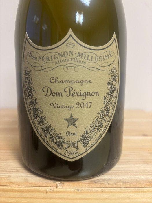 2017 Dom Pérignon - Champagne Brut - 1 Bouteille (0,75 l), Collections, Vins