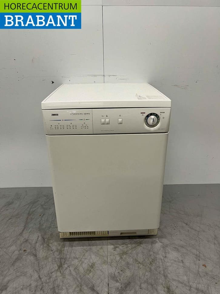 Zanussi TCS683LT Sèche-linge 6 kg 230V Horeca, Articles professionnels, Horeca | Équipement de cuisine, Envoi