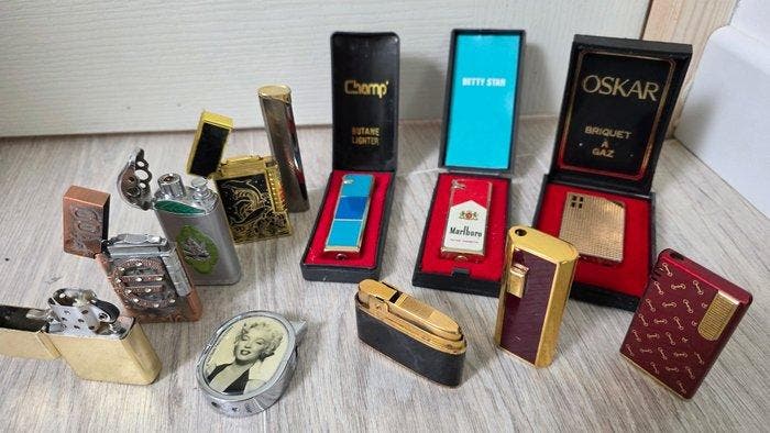 Zonder minimumprijs - Aansteker - Staal (roestvrij) - (12), Verzamelen, Rookartikelen, Aanstekers en Luciferdoosjes