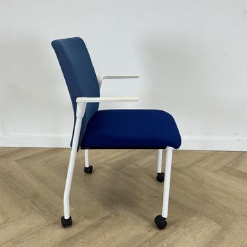 Forma 5 verrijdbare design stoel, blauw- wit, Huis en Inrichting, Stoelen, Gebruikt, Wit, Eén