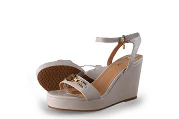 Mexx Sleehakken in maat 40 Beige, Kleding | Dames, Mexx, Verzenden, Beige, Zo goed als nieuw