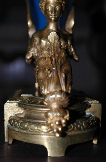 Rhyton Soliflore - Vaas - Verguld brons en opaline