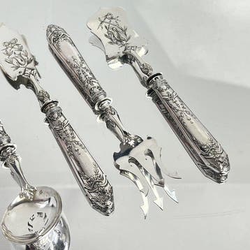 Hors doeuvre set (4) - Louis XVI-revivalstijl - .950 zilver
