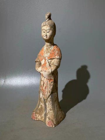 Oud Chinees, Tang-dynastie Keramiek Keramische dienstvrouw -