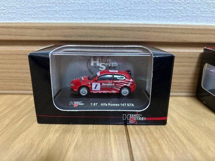 High Speed 1:87 - Model sportwagen (2) - Alfa Romeo 147 GTA, Hobby en Vrije tijd, Modelauto's | 1:5 tot 1:12
